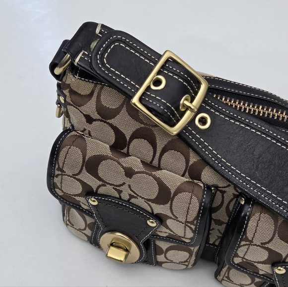 EXCELLENT COACH 65TH ANNIVERSARY LEGACY DOUBLE TURNLOCK SIGNATURE BAG - Picture 4 of 11